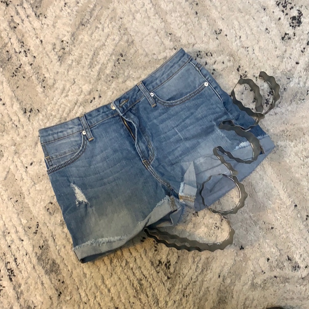 Just Black stretchy jean shorts